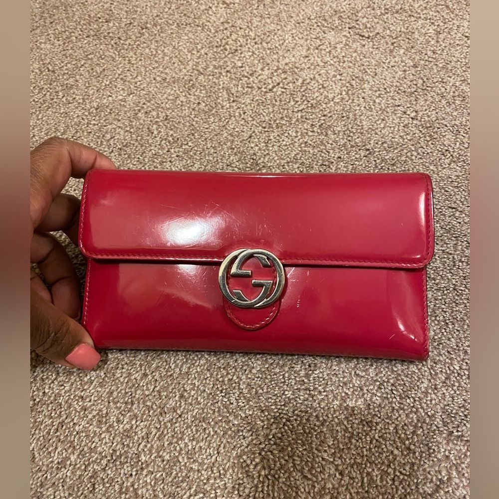 Gucci pattern leather wallet
